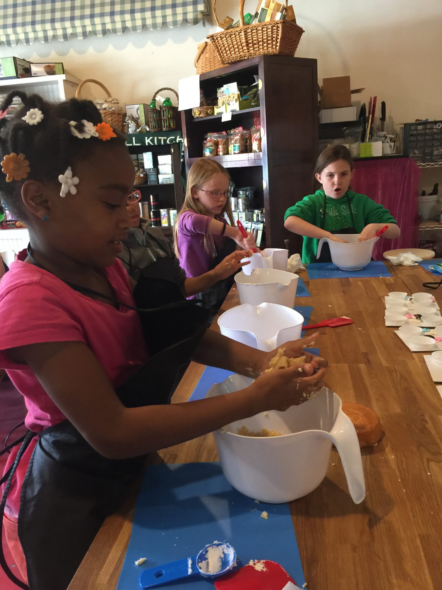 Meet Lori P. of Cakewalk Chicago in Beverly Voyage Chicago Chicago City Guide