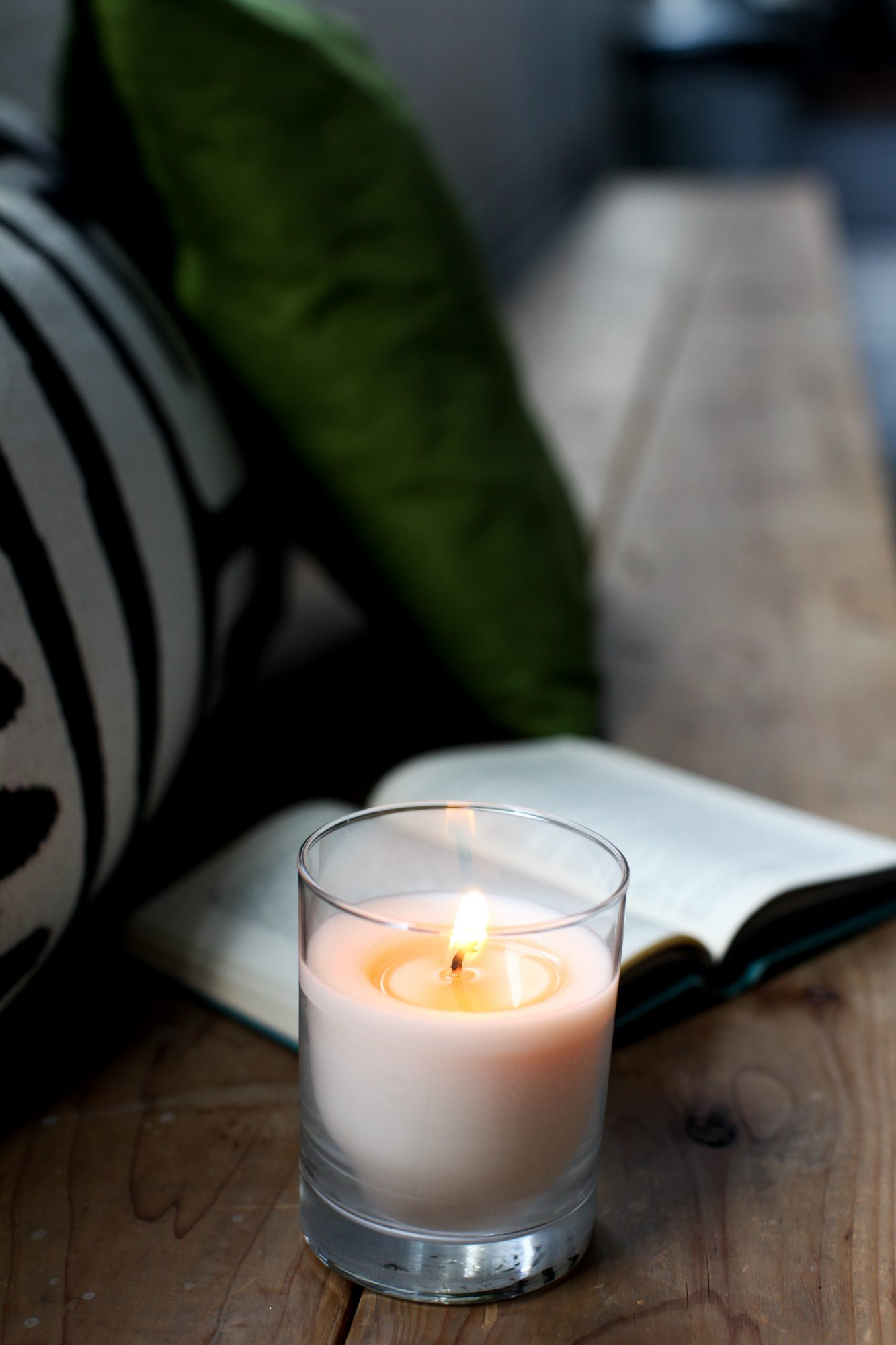 Signature Glass Soy Candle - Bright Endeavors