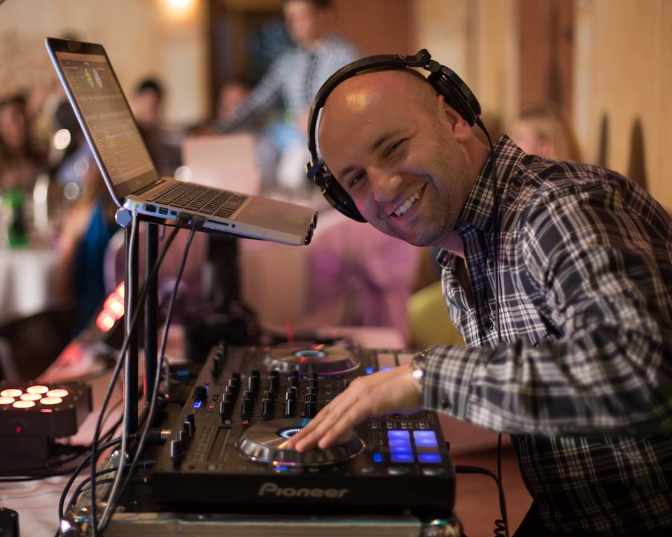 Meet Kamil Bartoszcze of KBE Entertainment in Downtown Voyage Chicago