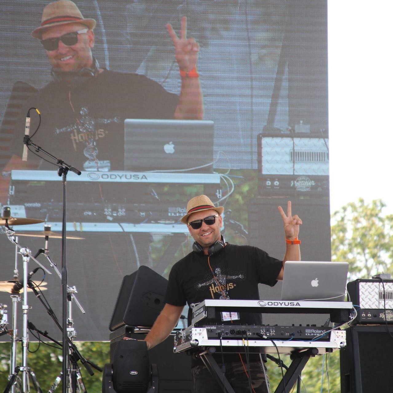 Meet Kamil Bartoszcze of KBE Entertainment in Downtown Voyage Chicago