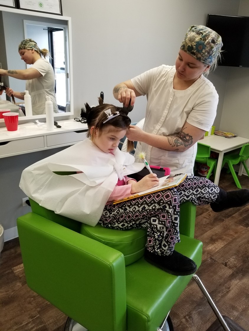 Meet Erin and Nick Hawn of Lice Clinics of AmericaVernon Hills in