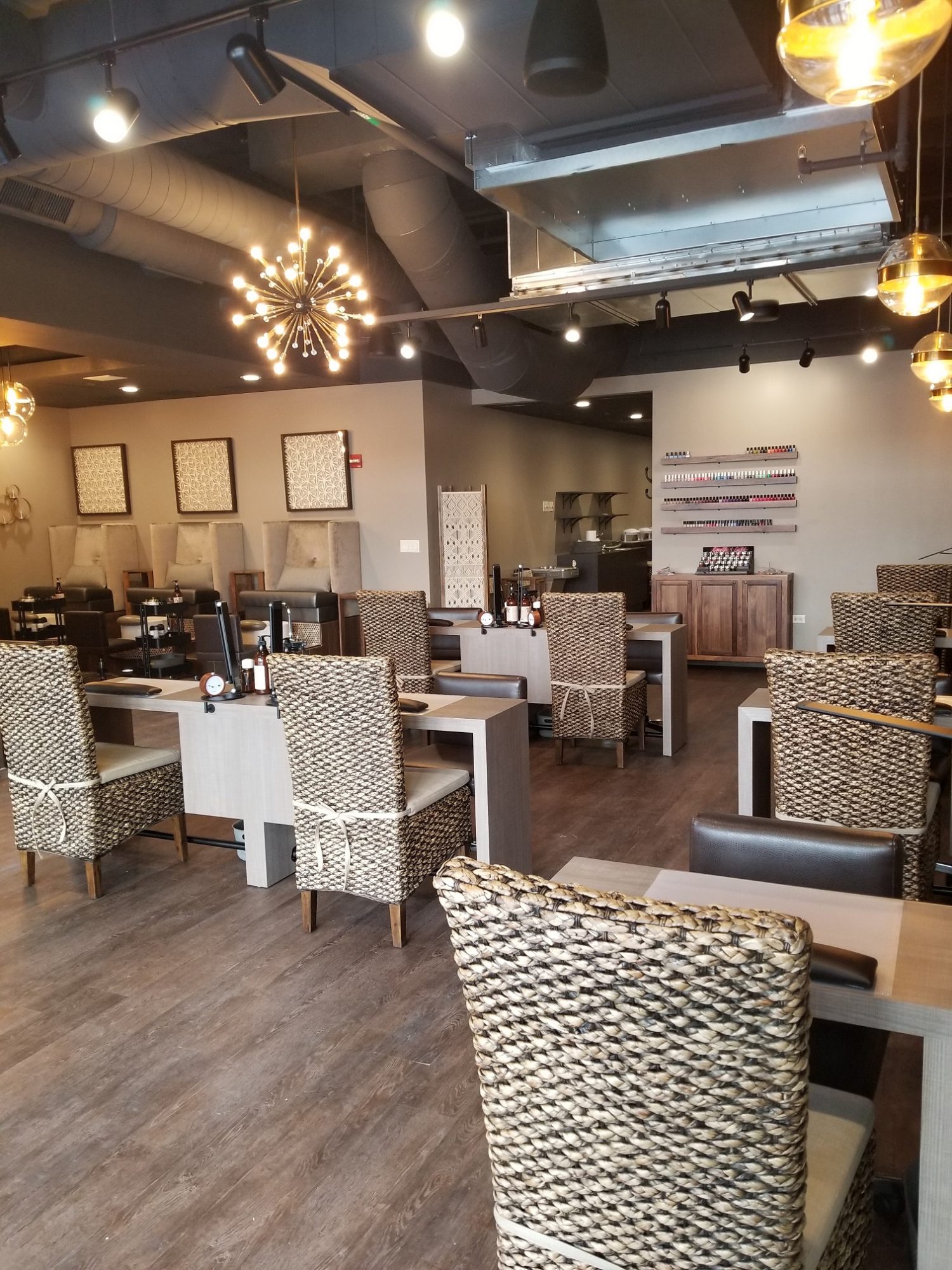 Meet Jessica Lowry and Jill Sprinkle of Nouveau Départ Nail Studio