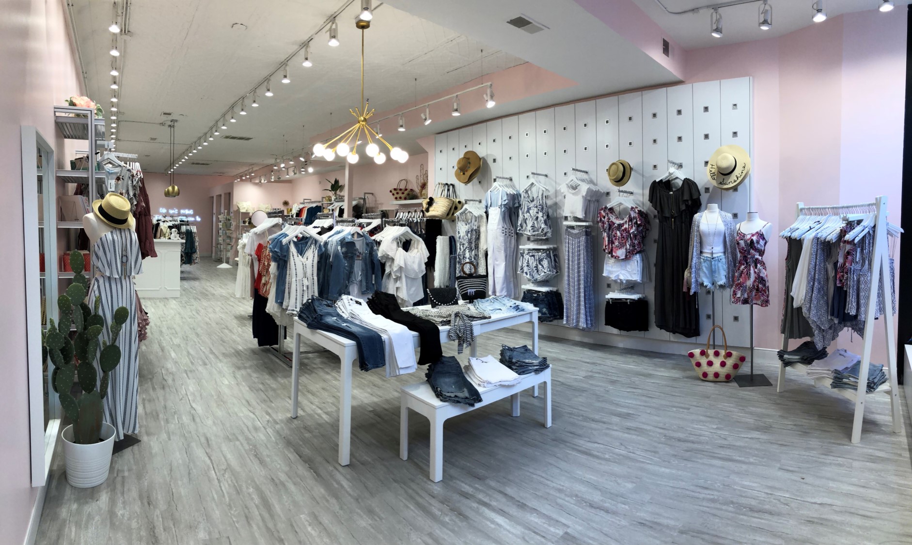 Best Women's Boutiques in Chicago - Your Lincoln Park Life