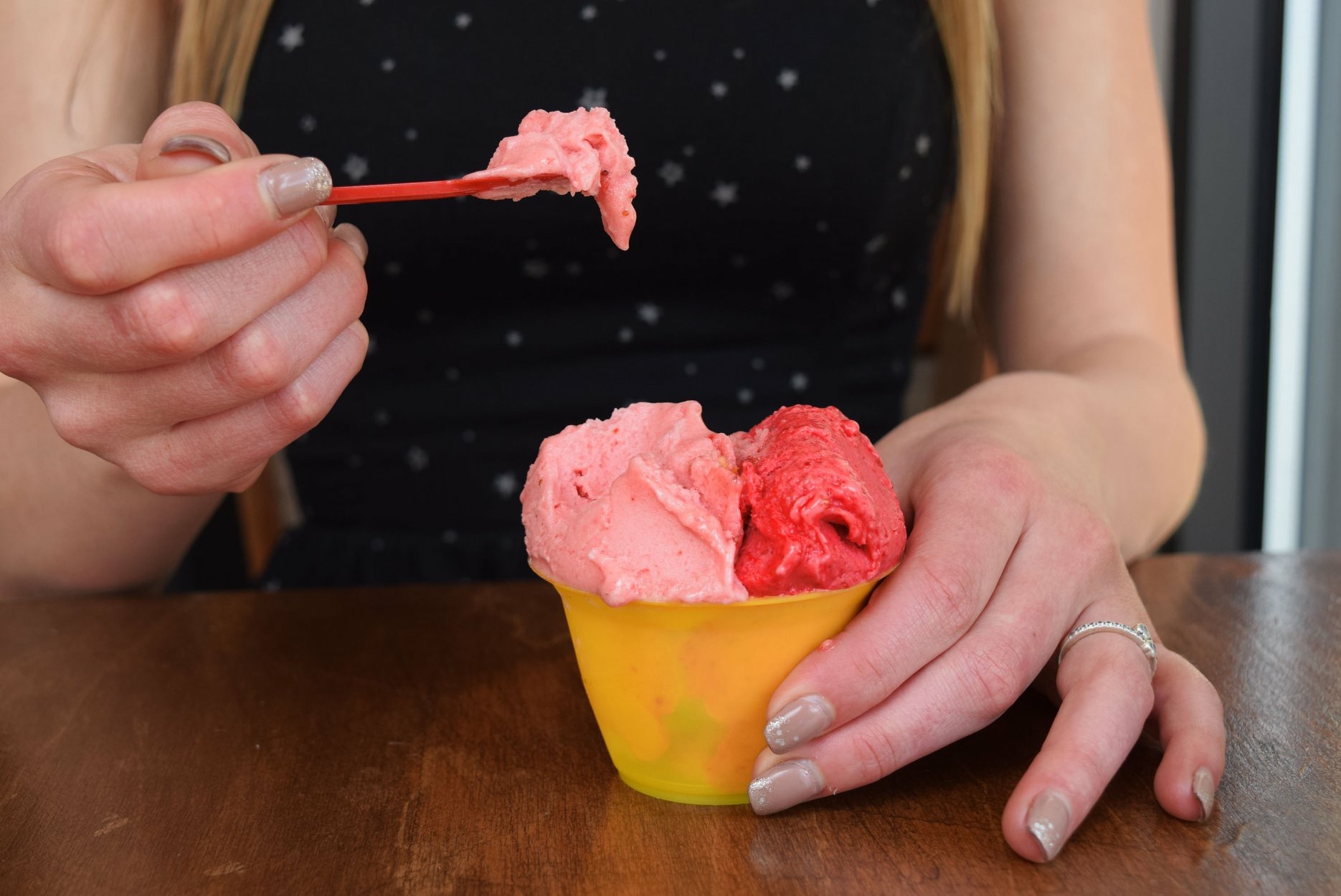 Meet Manny Stier Of Manny s Gelato And Cafe In Northwest Suburbs 