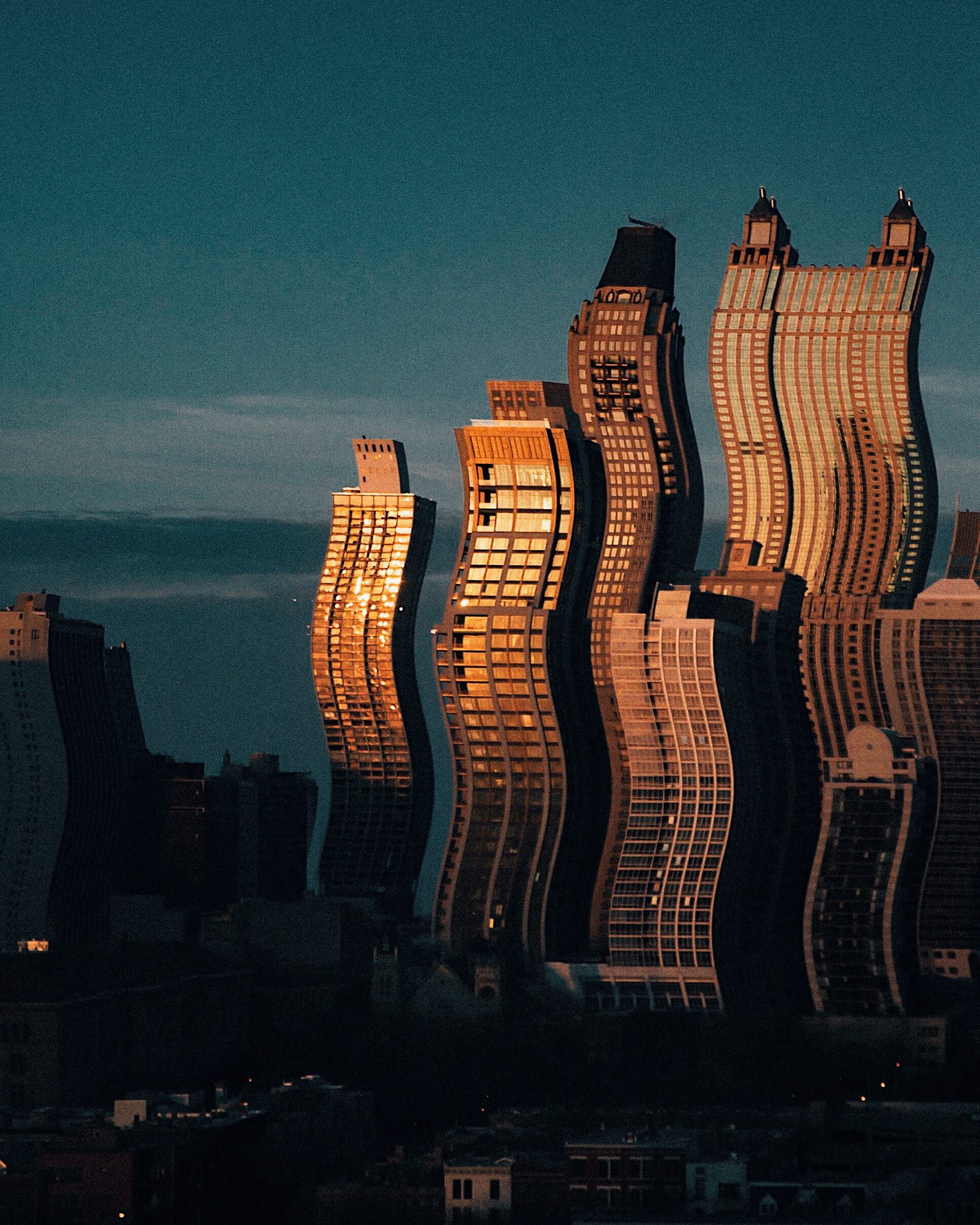 Art & Life with Elise Swopes - Voyage Chicago | Chicago City Guide